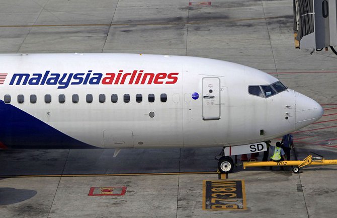 Putnici malezijskog aviona se ugušili prije pada u okean