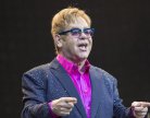 Stvari Eltona Džona prodate na aukciji za osam miliona dolara