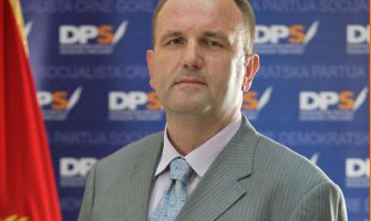 Preminuo Željko Šturanović