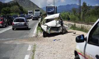 U saobraćajnoj nezgodi teško povrijeđen srpski državljanin