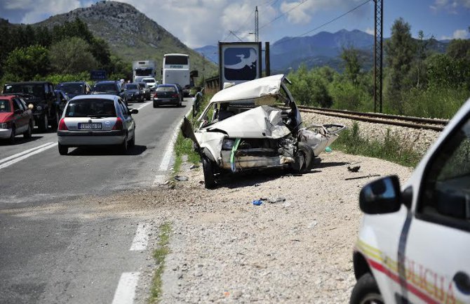 U saobraćajnoj nezgodi teško povrijeđen srpski državljanin