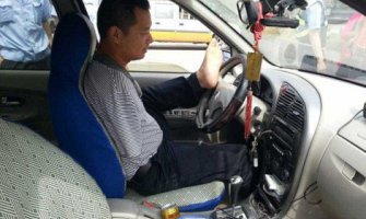 Vozač koji je šokirao policajce kad su mu tražili vozačku dozvolu