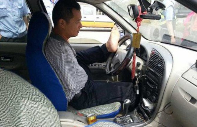 Vozač koji je šokirao policajce kad su mu tražili vozačku dozvolu