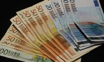 Šta biste radili kada bi mjesečno raspolagali sa 8.000 eura?