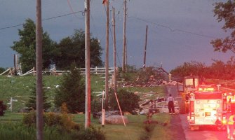 SAD: Snažna oluja usmrtila petoro ljudi