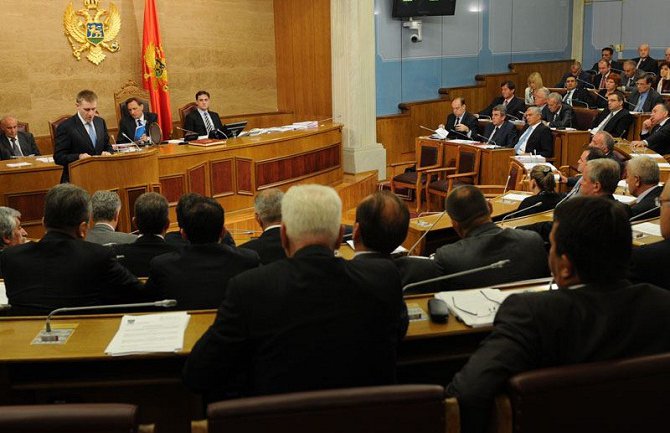 Region: Crna Gora posljednja po broju žena u parlamentu