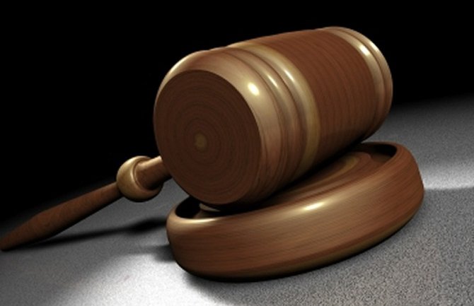 Četiri godine zatvora jer je pokušao da siluje djevojčicu