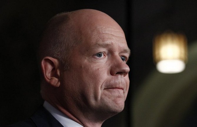 Velika Britanija ne planira da šalje oružje Ukrajini