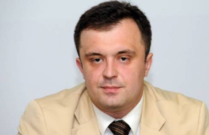 Vladajuća koalicija teško do dogovora