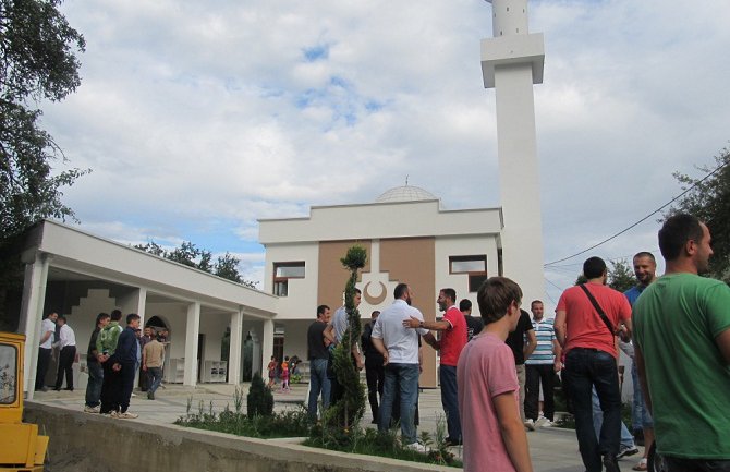 Smanjiće zvuk sa džamije u Nedakusima