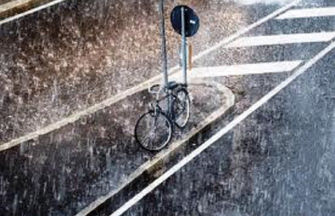 Promjenljivo, kiša, do 28 stepeni