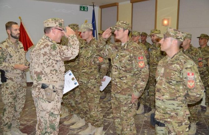 Samardžić uručio medalje IX kontingentu Vojske Crne Gore