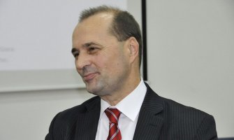 Pokrenut postupak protiv Numanovića zbog mijenjanja tablica