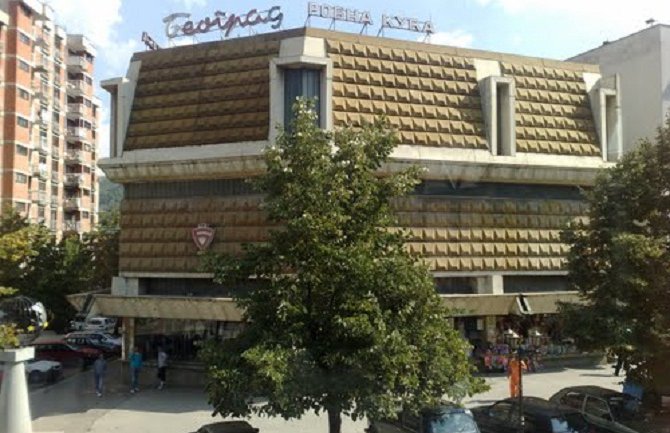 BP: Franca kupio robnu kuću 