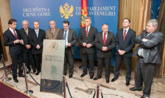 SDP: DPS mijenja stavove u jednom danu