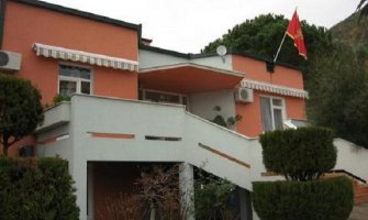 Kotor: Socijalna služba porodici oduzela devetoro djece 