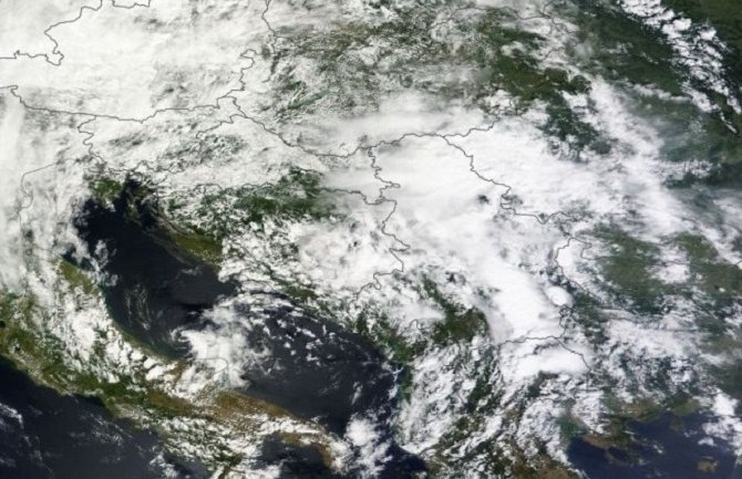 NASA: Ogroman oblak nad Srbijom