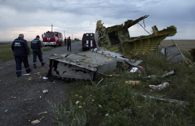 MH17: Tim prikuplja ostatke žrtava