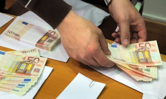 DF potrošio duplo više od DPS-a