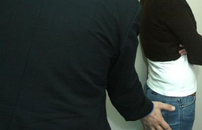 Beogradski manijak napada kod Sava Centra!