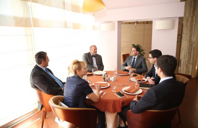 Hensel: Investirati u sistem bezbjednosti hrane 