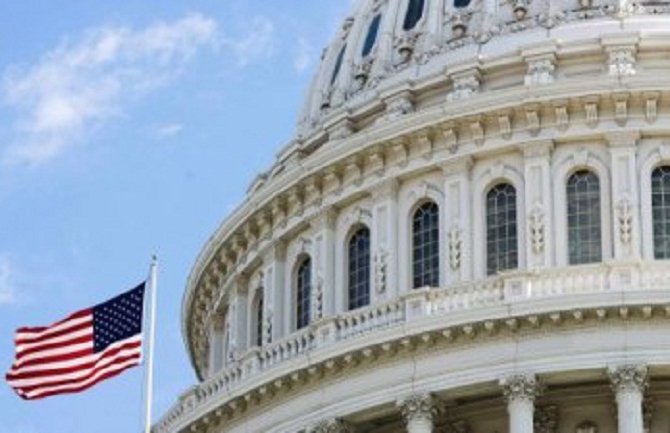 Zvaničnici: SAD naoružava Kurde