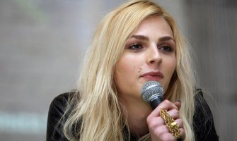 Andreja Pejić: Tata, molim te, oprosti mi!