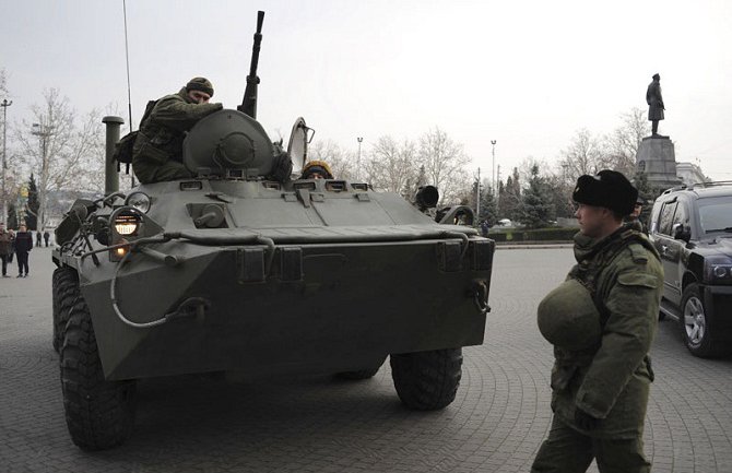 Ukrajinska vojska zarobila dva ruska oklopna vozila