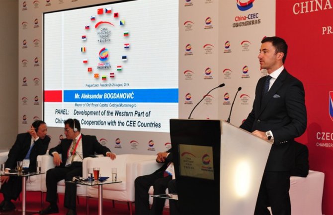 Bogdanović u Pragu o investicjama