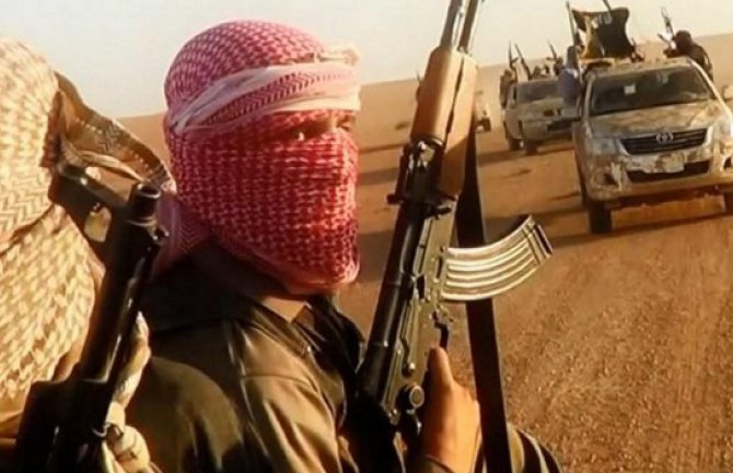 Teroristi IDIL-a pogubili 250 sirijskih vojnika