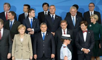 Đukanović: Crna Gora će doprinositi miru