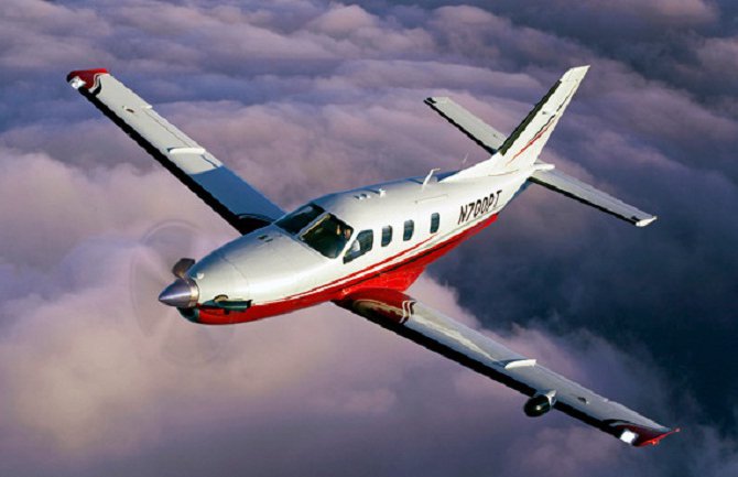 Pao američki avion kod Jamajke