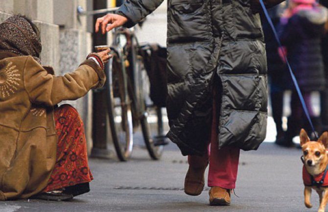 Vlada ne zna kome treba jednokratna pomoć