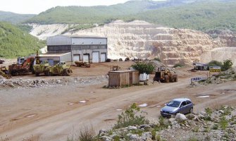 Boksiti bez kupca za 5,99 miliona