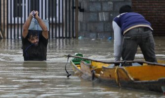 Kašmir: Poplave i klizišta odnijeli  najmanje 480 života
