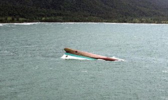 Potonuo trajekt, nestalo najmanje 70 ljudi
