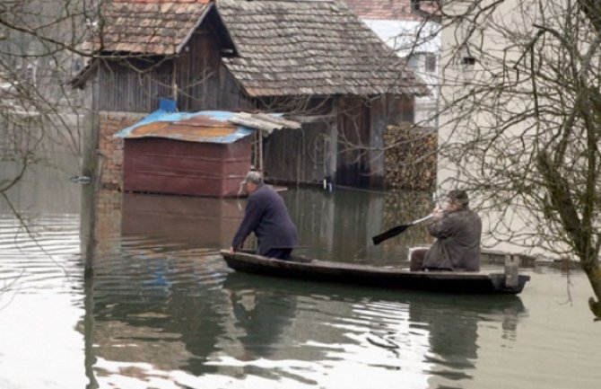 Nastavlja se bitka sa poplavama u regionu