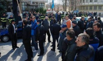  Saslušati ministre zbog Metalca 