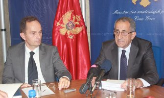 MUP Crne Gore pokreće kampanju kako bi osobe bez državljanstva riješile svoj status