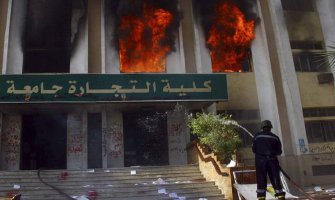 Egipat: Eksplodirala bomba, pao helikopter