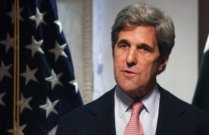 Keri: SAD razmatraju nove sankcije Rusiji 