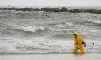 Velika materijalna šteta, sledeće sedmice novi olujni naleti
