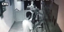 Pogledajte  krađu bicikla u Baru (VIDEO)