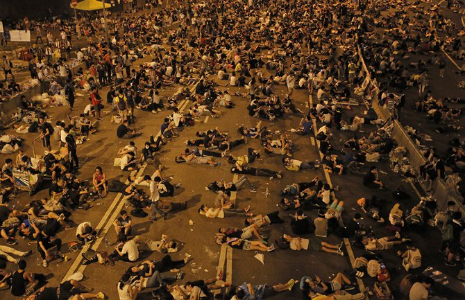 Sami pokupili i reciklirali sav otpad poslije protesta! (FOTO)