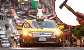 Udario mušteriju čekićem u glavu, pa pobjegao! (VIDEO)