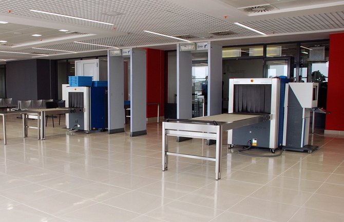 Nova kontrola tečnosti, sprejeva i gelova na aerodromima