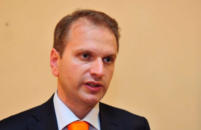 Pravednija poreska politika: Za dječju opremu nulta stopa PDV-a