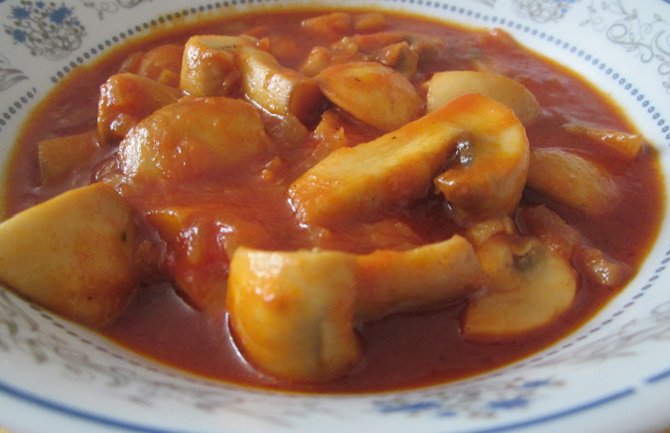 Paprikaš od šampinjona