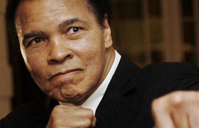 Muhamed Ali ne može više ni da govori koliko je bolestan!