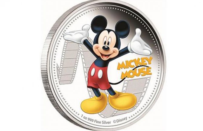 Kraljica i Miki Maus na istoj kovanici